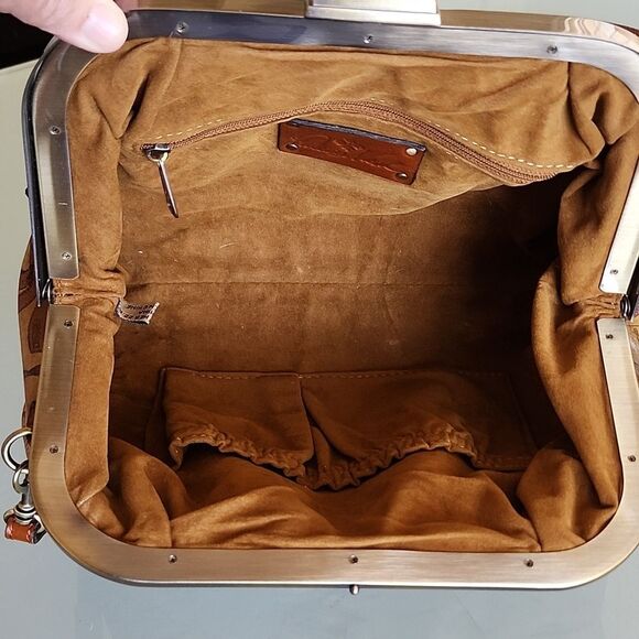 Patricia Nash Verbania Leather Bag - Picture 4 of 9